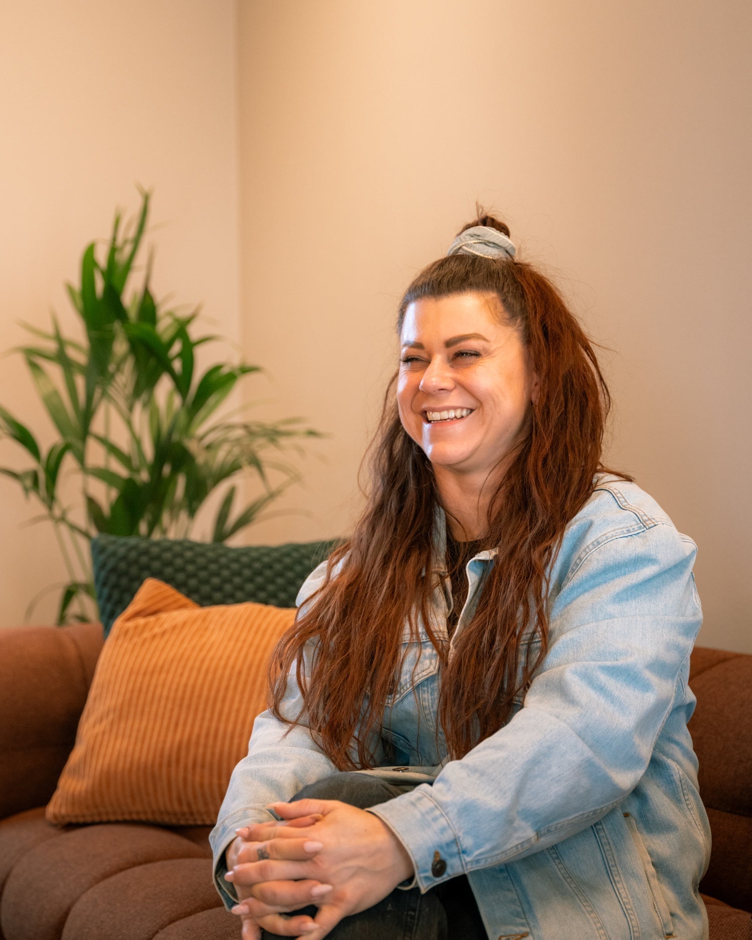 Helle Krabbe sceglie la cura naturale dei capelli