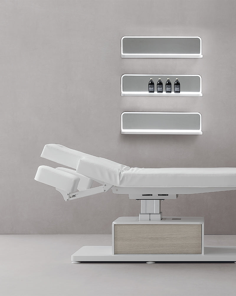 The Ben - Lettino da massaggio bianco con dettagli in motivo rovere grigio - con motore - con braccioli regolabili