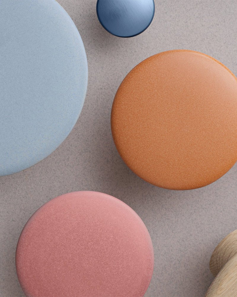 Dots - Appendiabiti in ceramica - ø13