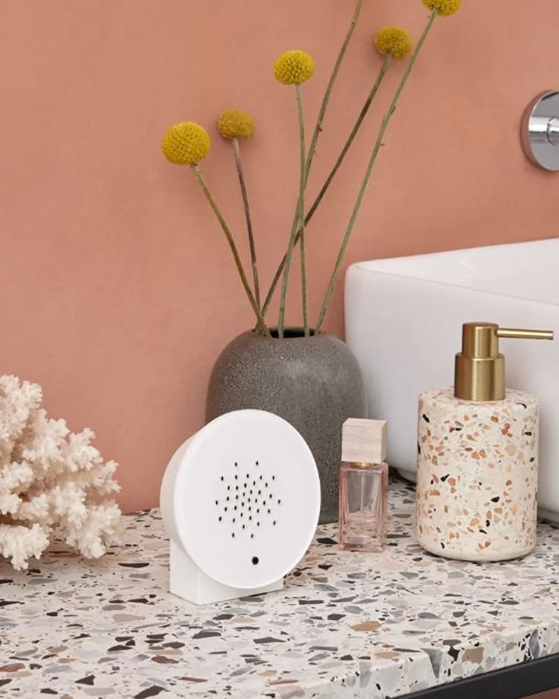 Cassa sonora mare e onde bianca